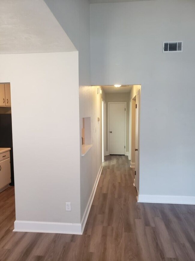 Foto del edificio - 1240 Stone Greene St