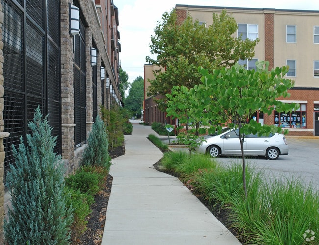 Building Photo - Washington House Condominium