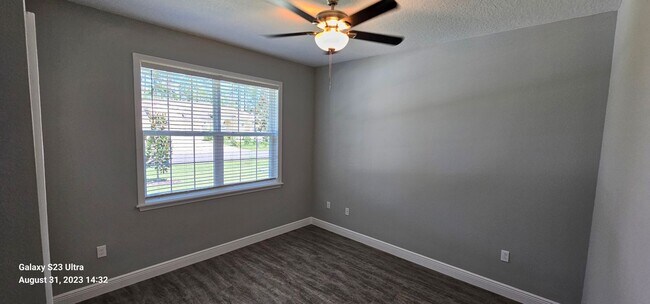 Foto del edificio - New 3/2/2.5 Home with Upgrades