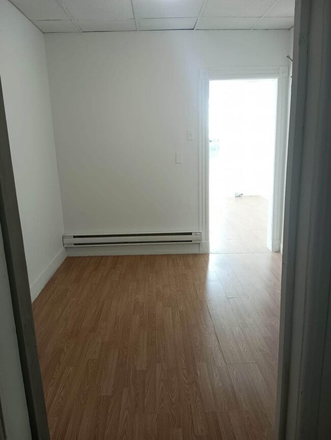 Foto del edificio - 422 St Pauls Ave