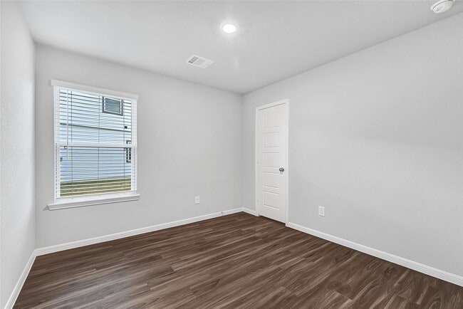 Building Photo - 15638 Buffalo Mdw Ct