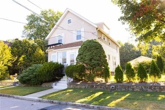 Building Photo - 13 Redland Ave