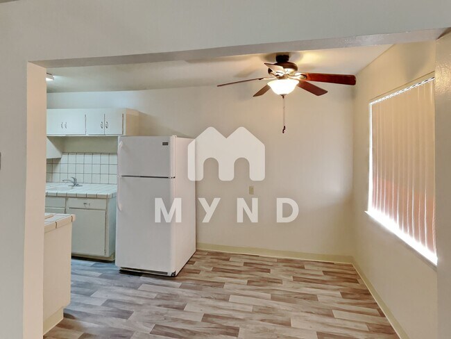 Foto del edificio - 629 N 1st St Apt 1