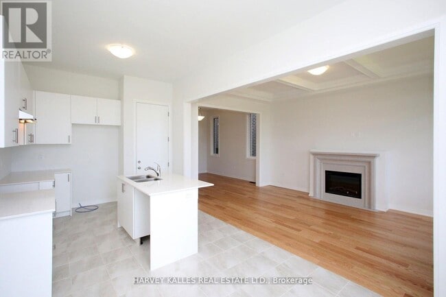 Building Photo - 1077 Zircon Mnr