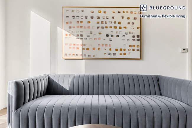 Foto del edificio - 61 W Erie St