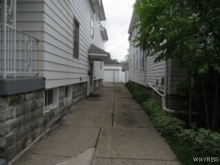Foto del edificio - 157 Springville Ave