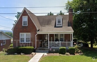 Building Photo - 117 Shannon Ave
