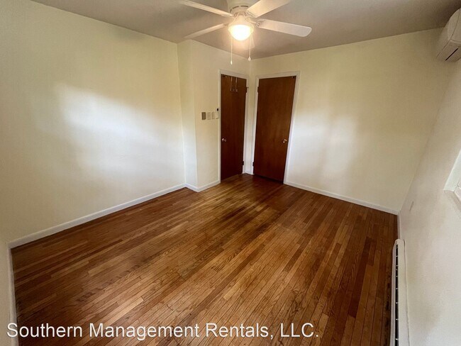 Building Photo - 4 br, 1.5 bath House - 13059 Cross Roads Ave