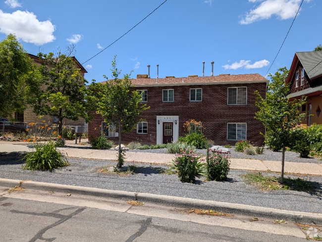 Building Photo - 651 N 200 W