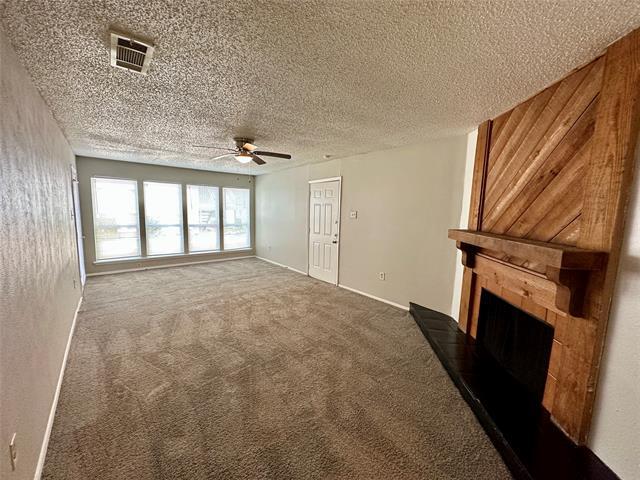 Foto del edificio - 9696 Walnut St