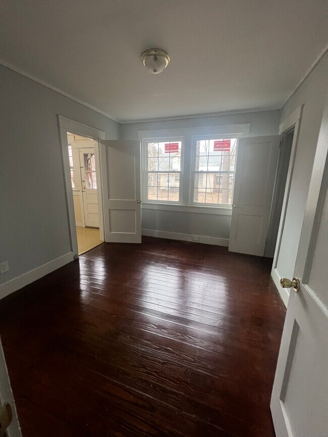 Foto del edificio - 502 Harding Ave