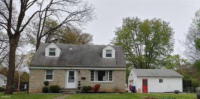 Foto del edificio - 4 br, 1.5 bath House - 312 Robinwood Avenue