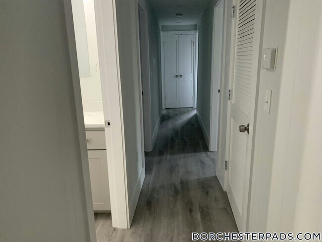 Building Photo - 86 Fayston St