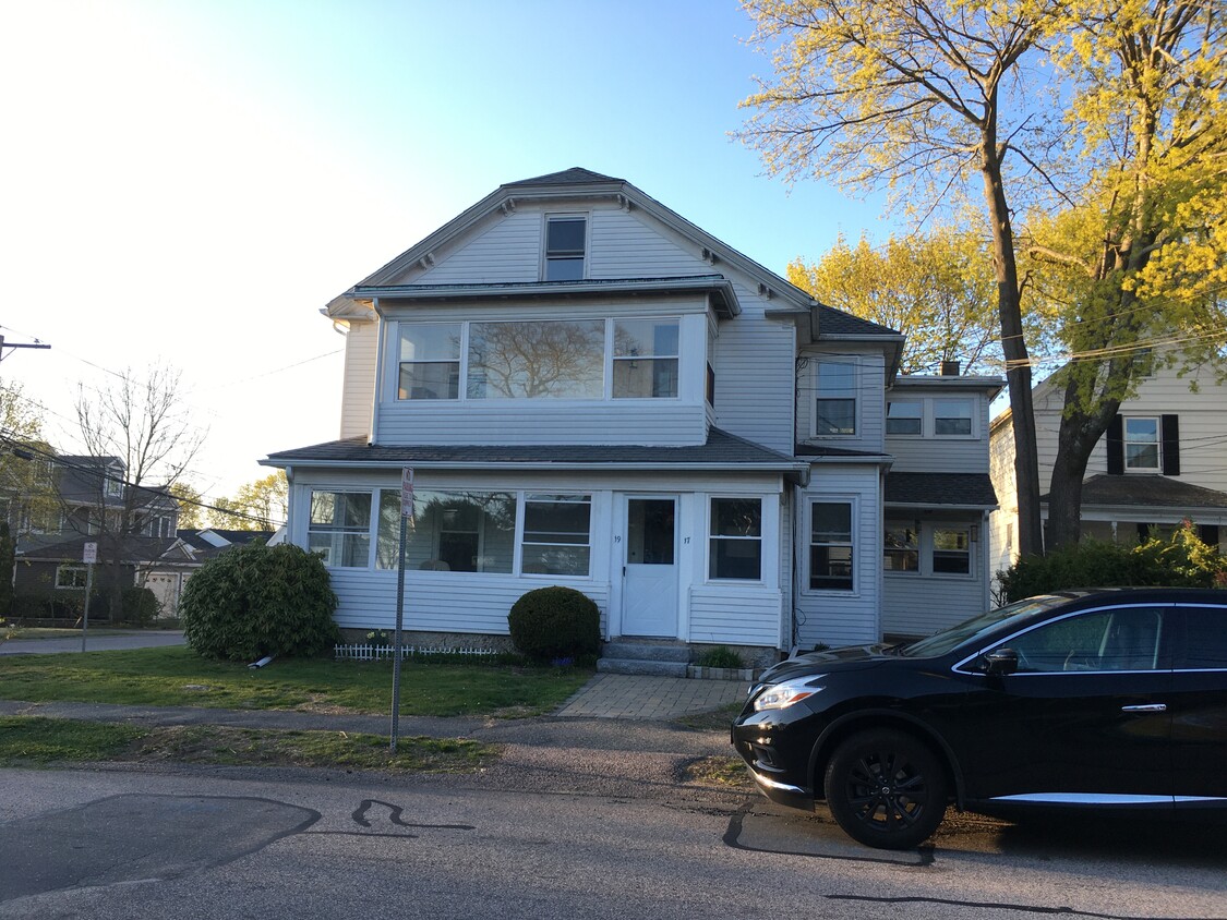 Primary Photo - 19 Union St