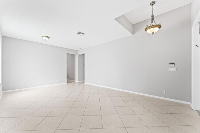 Foto del edificio - 443 Belle Grove Ln