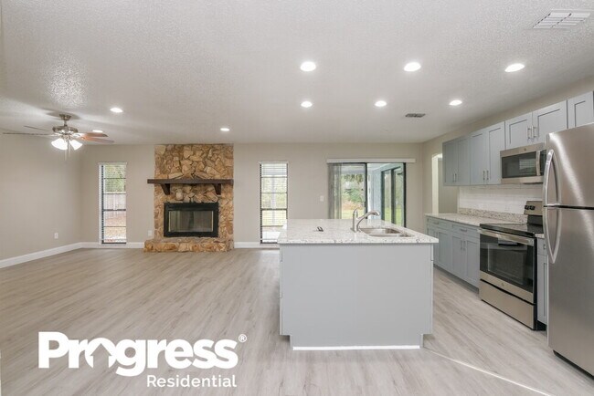 Foto del edificio - 4848 Thornbriar Pl