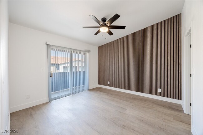 Building Photo - 540 W Horizon Ridge Pkwy