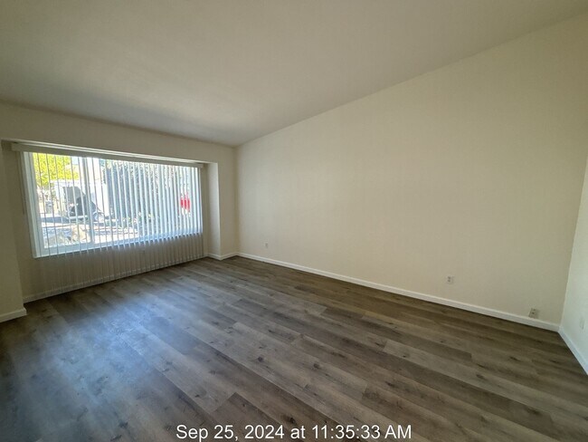 Foto del edificio - Awesome Single Story Elk Grove Home