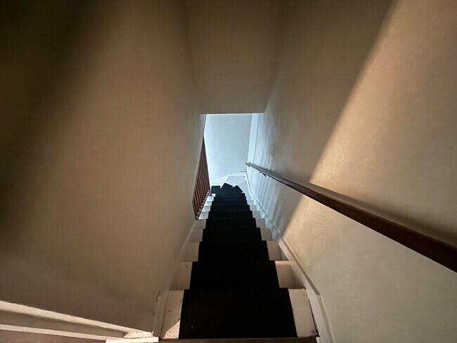 Foto del edificio - 25 Ridgeway Ave