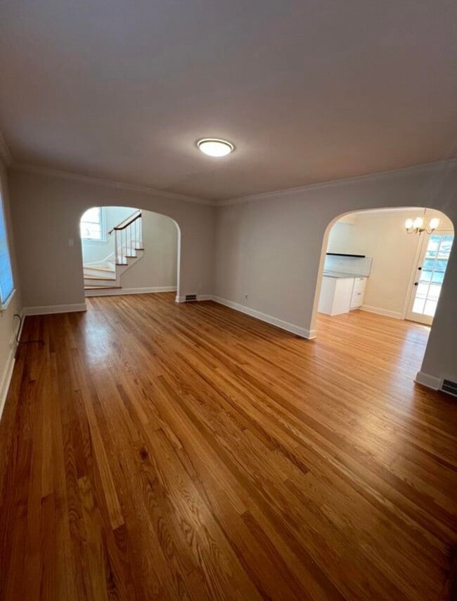 Building Photo - 403 Wesley St