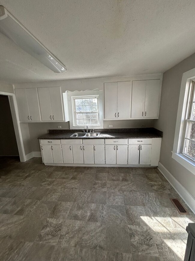 Photo - 22 Carter St House