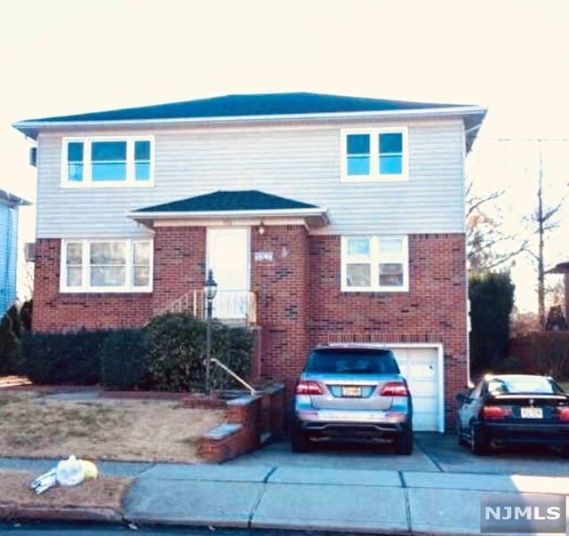 356 New York Ave, Lyndhurst, NJ 07071 Townhome Rentals in Lyndhurst