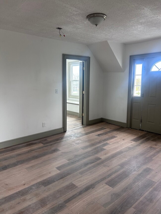 Building Photo - 6010 Bower Ave