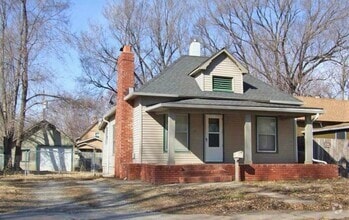 Building Photo - 533 NE Wilson Ave