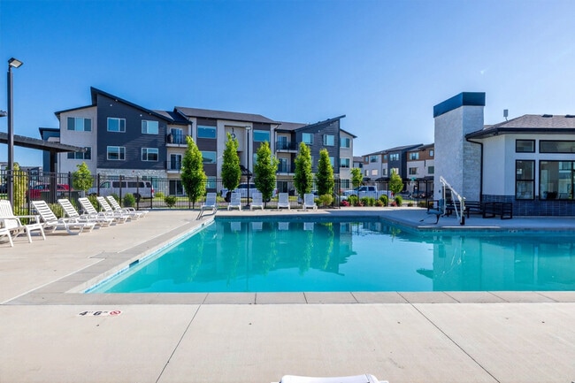 Building Photo - 1024 W 400 S