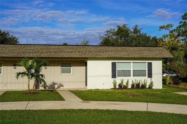 Foto del edificio - 1926 Rouse Rd