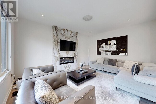 Photo du bâtiment - 234 Wesmina Ave