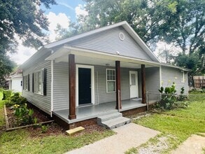 Building Photo - 3214 Clopton St SW