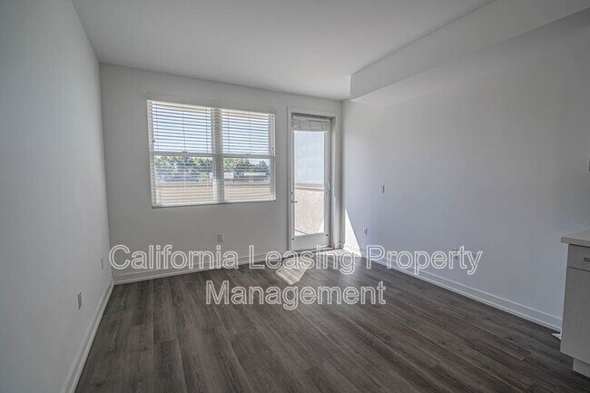 Building Photo - 26701 McBean Pkwy
