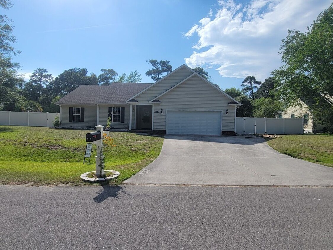 Foto principal - 211 Marsh Hen Ct