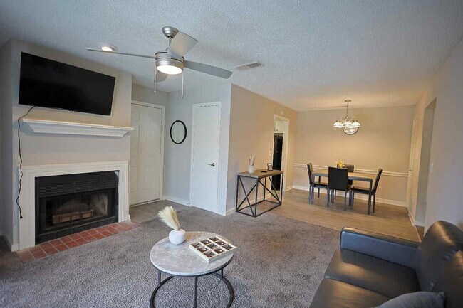 Foto del edificio - 50 Northtown Dr