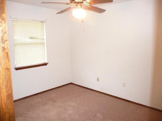 Foto del edificio - 6410 SW Glenhaven Ave