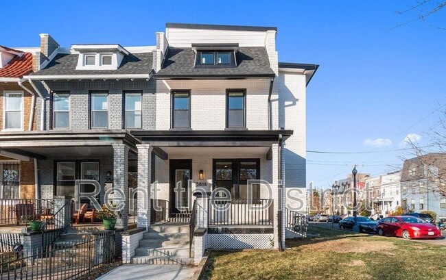 Foto del edificio - 3816 4th St NW