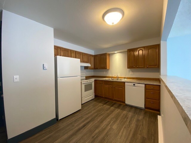 Building Photo - 11414 E Mission Ave