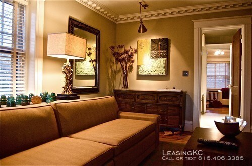 Foto del edificio - Room For Rent