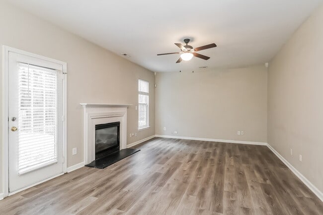 Building Photo - 6136 Planters Wood Ln