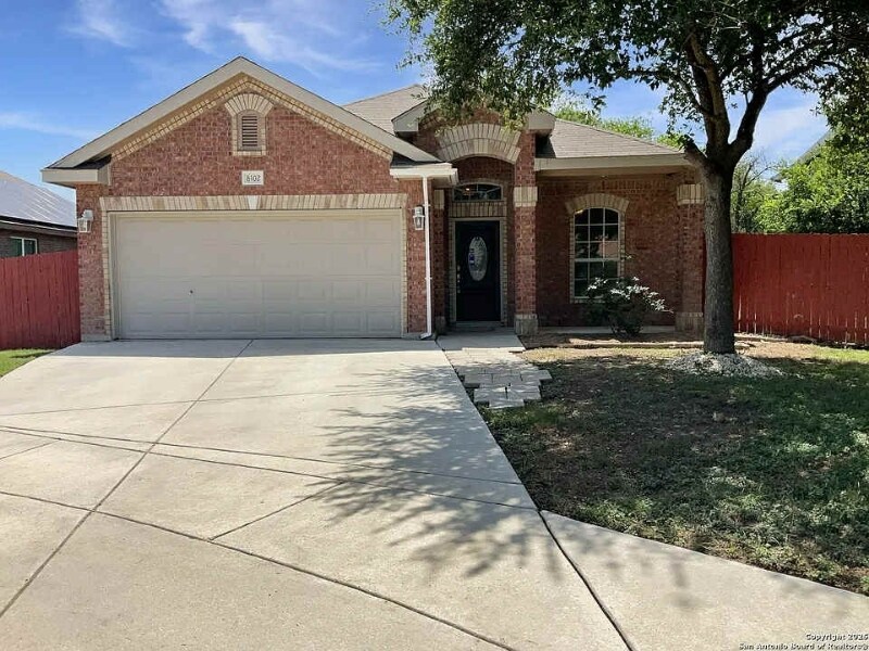 Primary Photo - 8102 Grissom Cir