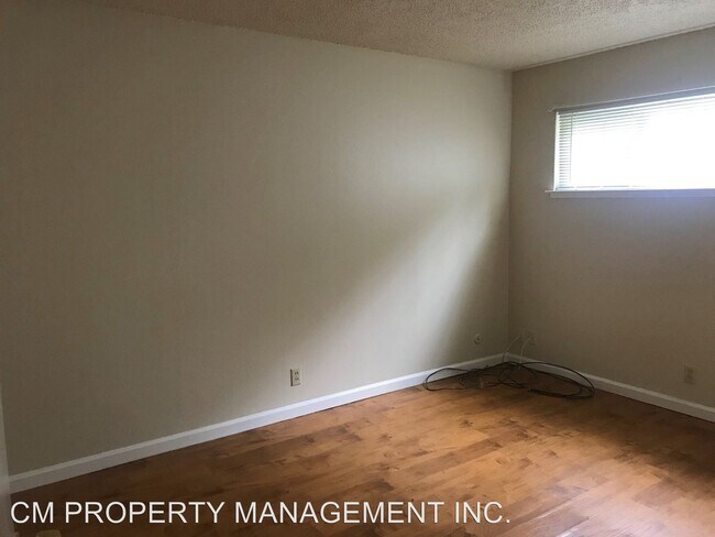 Building Photo - 1146 Carlsbad Dr