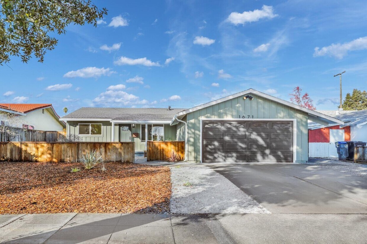 Foto principal - 1671 Nightingale Ave
