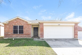 Building Photo - 3309 Teasbend Ct