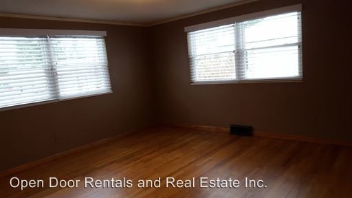 Building Photo - 3 br, 2 bath House - 1006 N VanBuren St