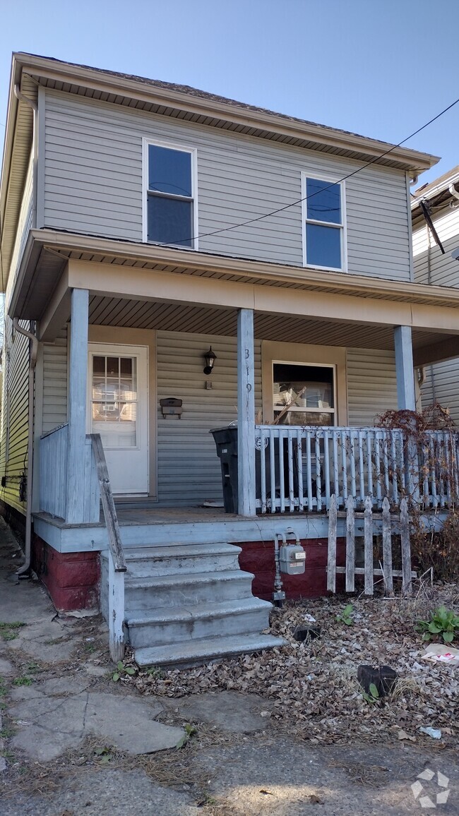 Building Photo - 319 Virginia Ave
