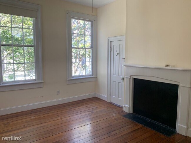 Foto del edificio - 4 br, 2 bath House - 162 Broad St. Room B