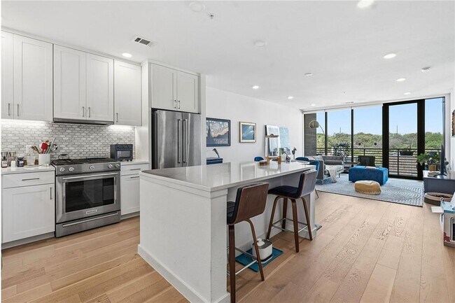 Foto del edificio - 900 S 1st St