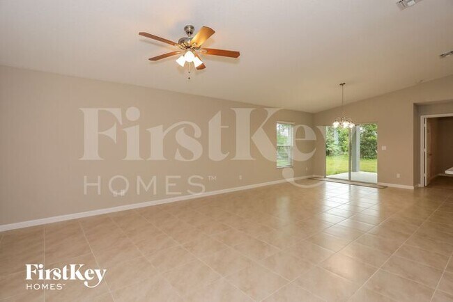 Foto del edificio - 1573 SW Bermel Ave