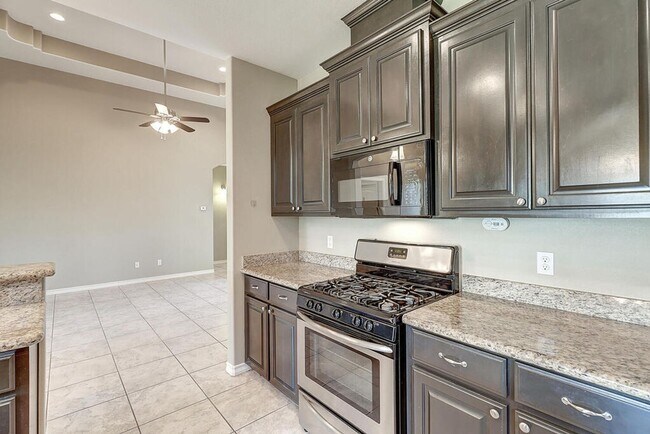 Foto del edificio - 6925 W Wind